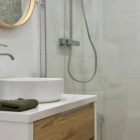 Apartament 2 Pieces Cosy Equipe Au Calme Avec Piscine Cagnes-sur-Mer